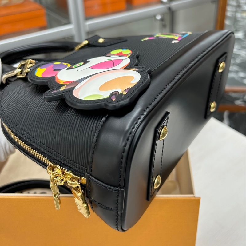 【近新閒置品】Louis Vuitton 路易威登 LV 村上隆 熊貓Alma bb芯片手提單肩背包-4