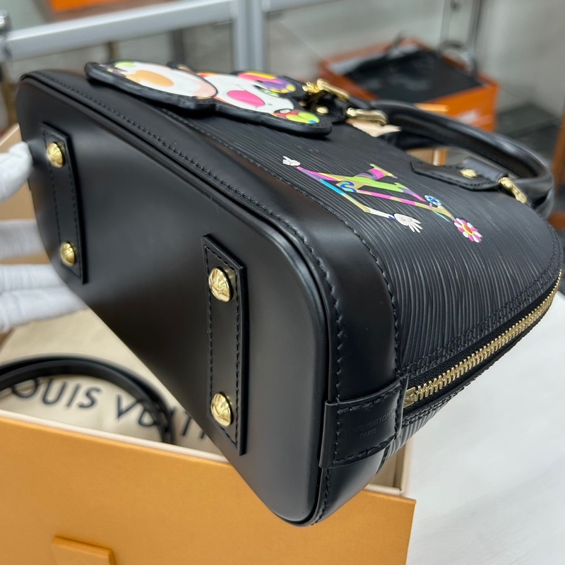 【近新閒置品】Louis Vuitton 路易威登 LV 村上隆 熊貓Alma bb芯片手提單肩背包-5
