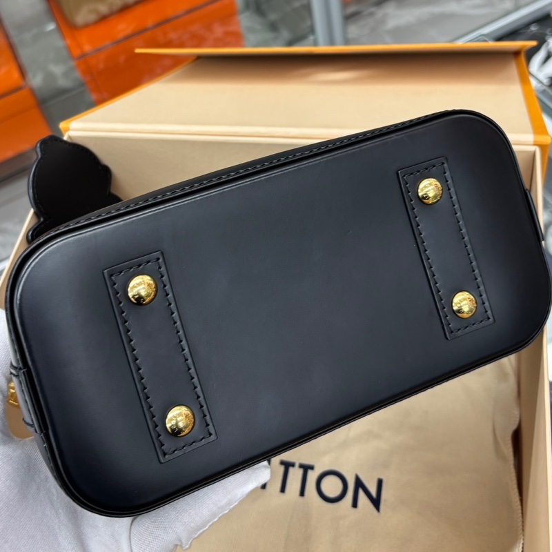 【近新閒置品】Louis Vuitton 路易威登 LV 村上隆 熊貓Alma bb芯片手提單肩背包-6