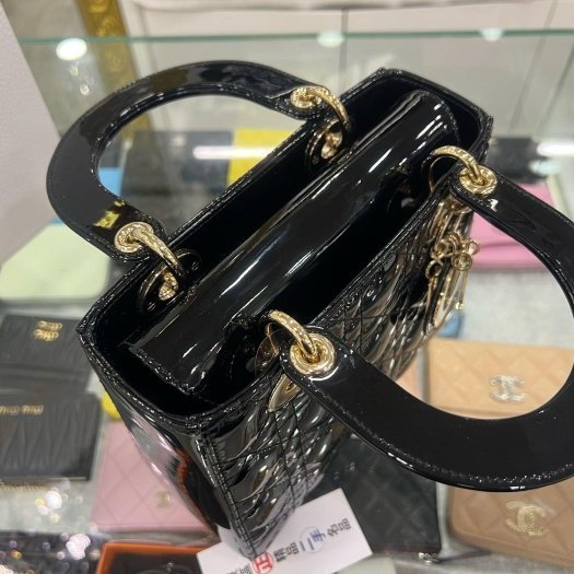東區正精品㊣CD CHRISTIAN DIOR LADY 迪奧黑色漆皮Logo 吊飾手提包黛妃包2用包 RZ6144-6