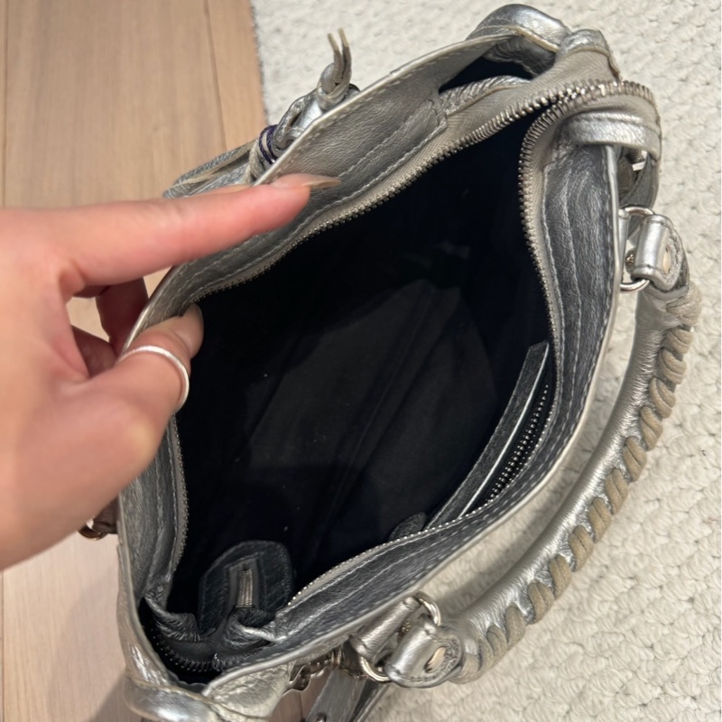 巴黎世家迷你機車包-3