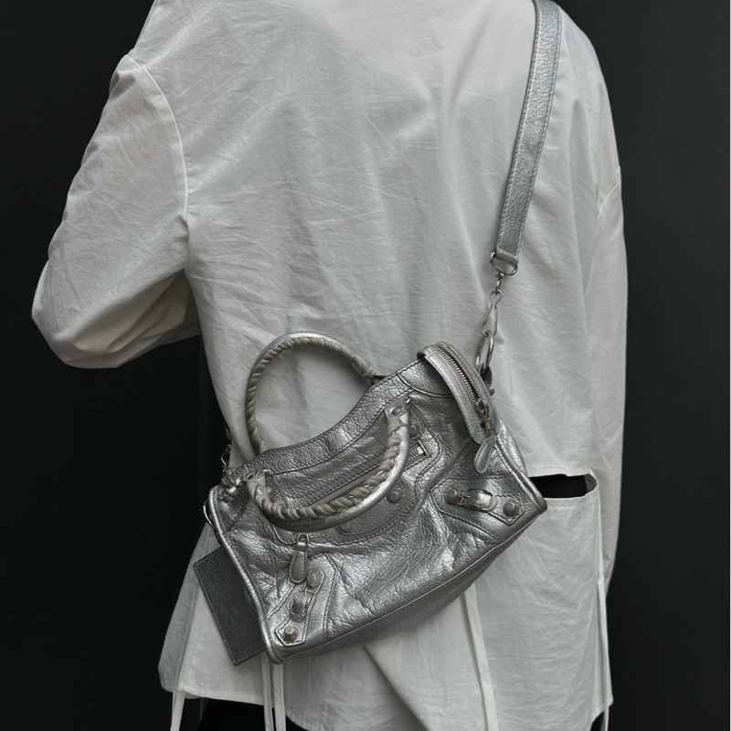 巴黎世家迷你機車包-5