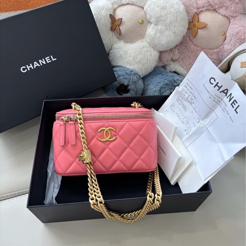 Chanel桃粉盒子化妝包