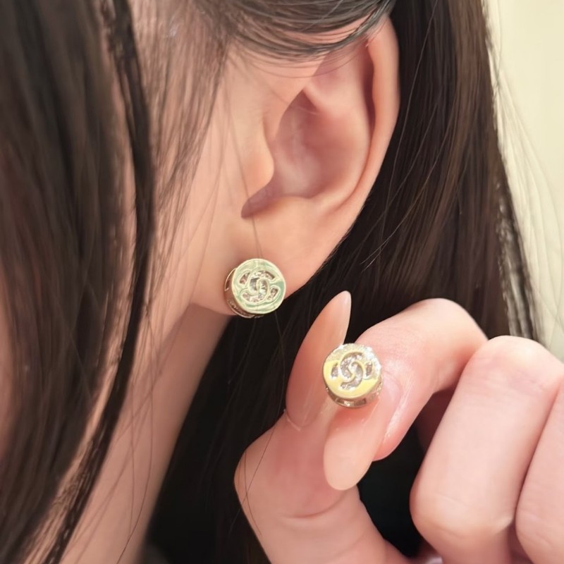 莉亞精品♡Chanel 鈕釦水鑽耳環 近新閒置-1