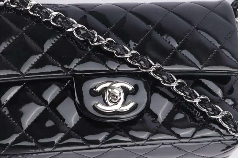 出Chanel CF mini黑銀漆皮羊皮-2
