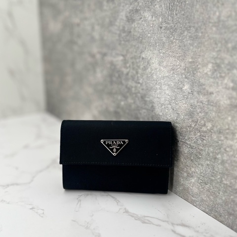 💗香緹國際精品💗 709 PRADA 尼龍三折短夾