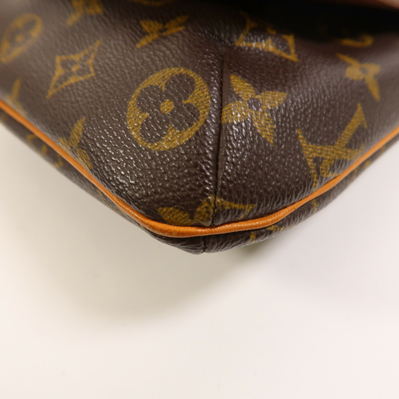 LOUIS VUITTON Monogram Musette Salsa Short金扣肩背袋-4