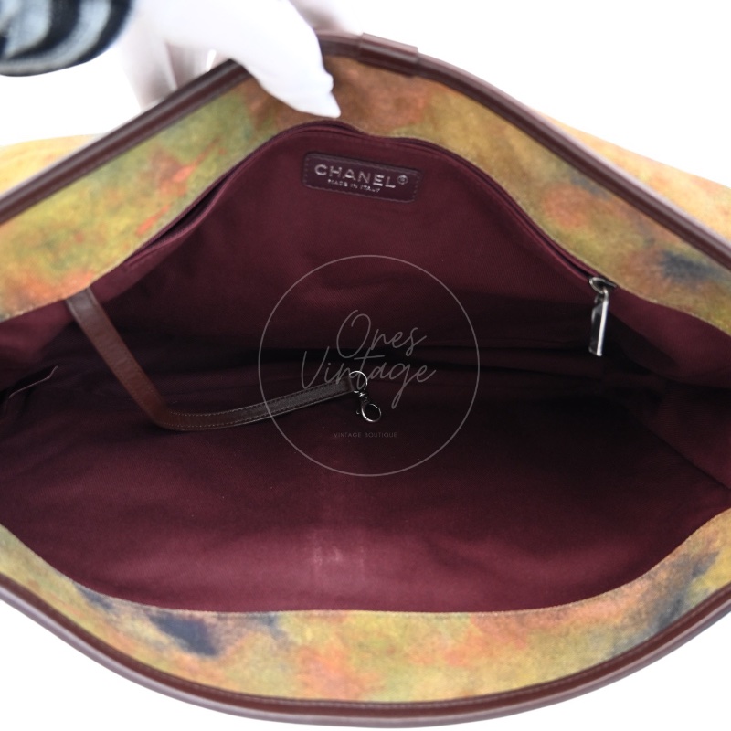 [Pre-owned] Chanel On the Pavements Graffiti Washed Toile Large Multicolor Messenger Bag-10