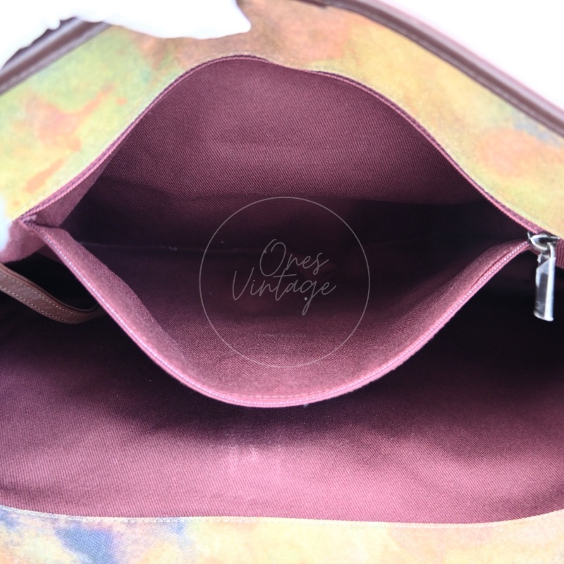 [Pre-owned] Chanel On the Pavements Graffiti Washed Toile Large Multicolor Messenger Bag-11