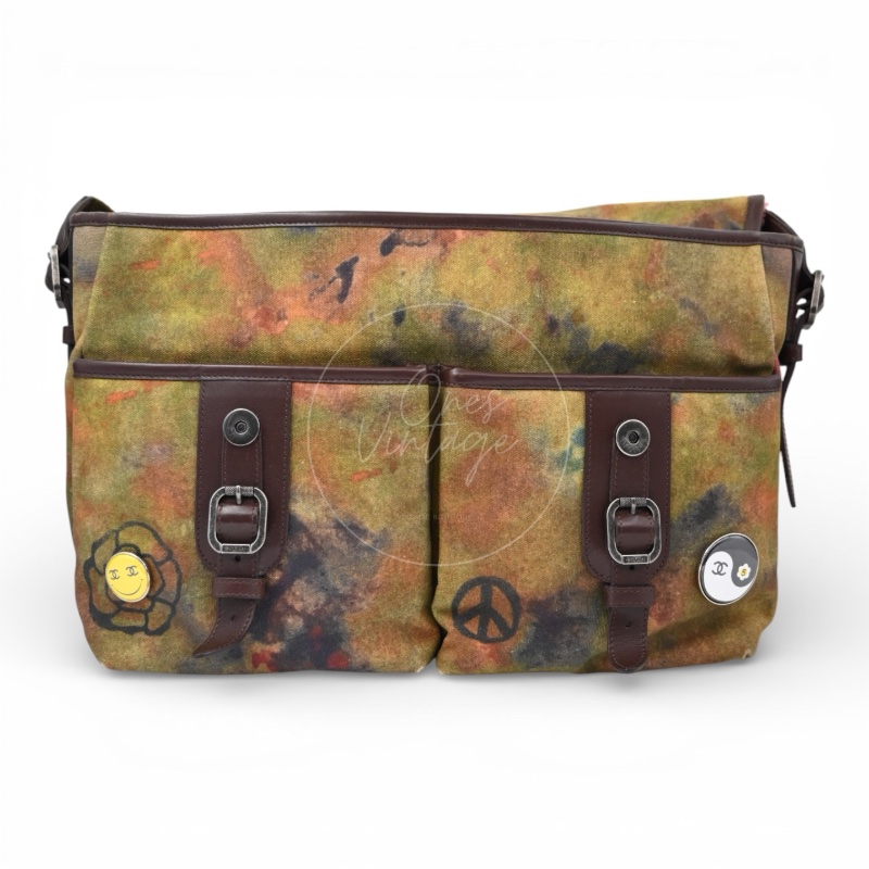 [Pre-owned] Chanel On the Pavements Graffiti Washed Toile Large Multicolor Messenger Bag-14
