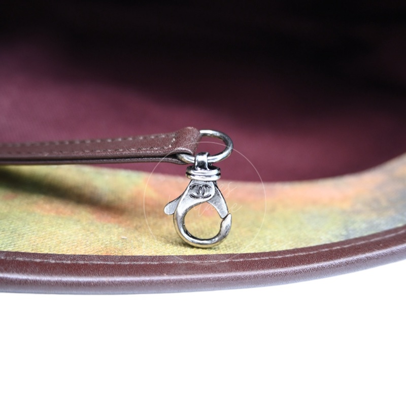 [Pre-owned] Chanel On the Pavements Graffiti Washed Toile Large Multicolor Messenger Bag-20