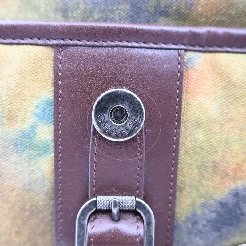 [Pre-owned] Chanel On the Pavements Graffiti Washed Toile Large Multicolor Messenger Bag-27