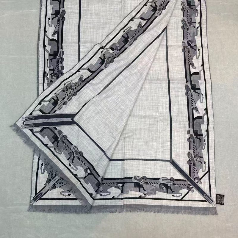 HERMES愛馬仕羊絨圍巾 長方形障礙賽品牌經典印花圖案 灰色 輕柔質感圍脖-5