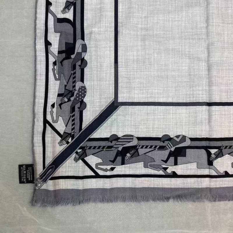 HERMES愛馬仕羊絨圍巾 長方形障礙賽品牌經典印花圖案 灰色 輕柔質感圍脖-6