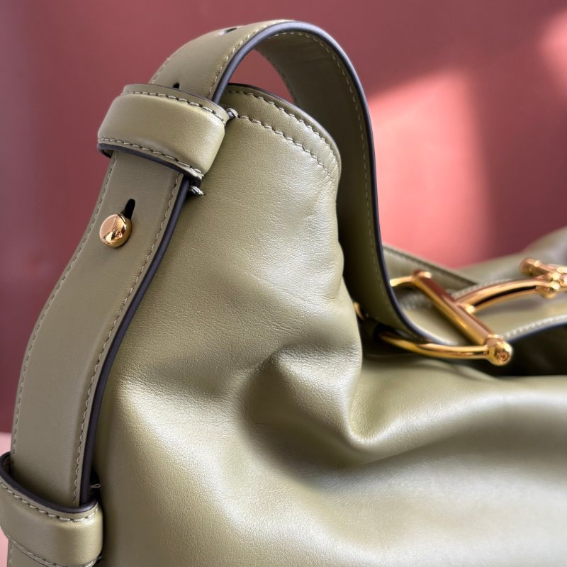 超甜割愛 ::GUCCI:: Beatrix系列 牛油果綠 馬銜扣肩背包 包款 (大款)-10