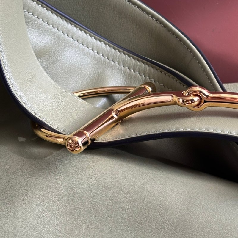 超甜割愛 ::GUCCI:: Beatrix系列 牛油果綠 馬銜扣肩背包 包款 (大款)-12