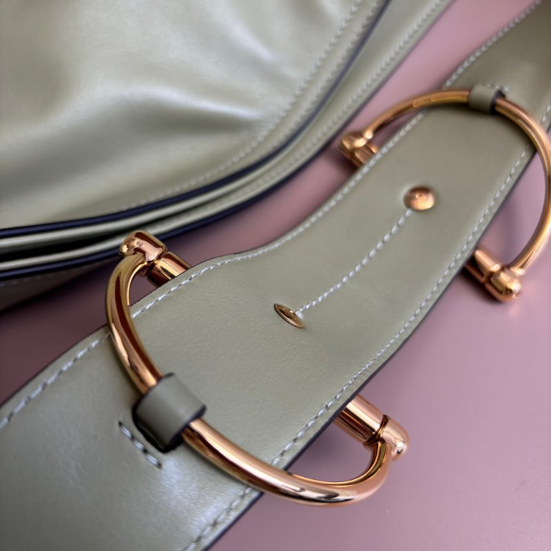 超甜割愛 ::GUCCI:: Beatrix系列 牛油果綠 馬銜扣肩背包 包款 (大款)-27