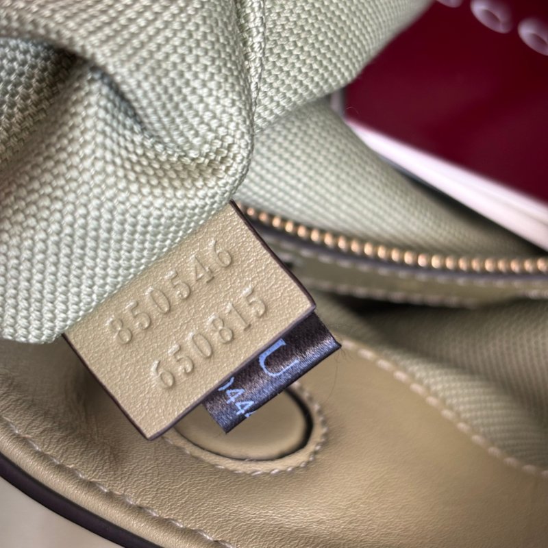 超甜割愛 ::GUCCI:: Beatrix系列 牛油果綠 馬銜扣肩背包 包款 (大款)-29