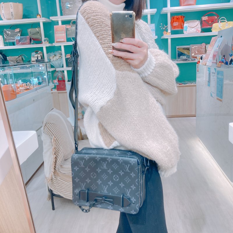 Louis Vuitton M45585 Steamer Shoulder Bag Monogram Eclipse-1