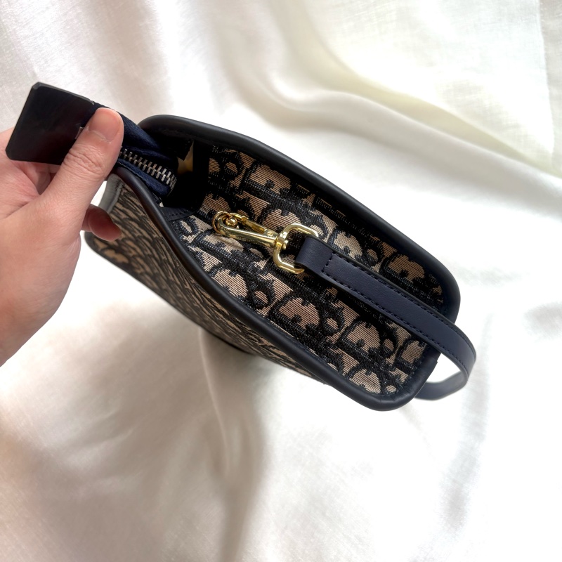Dior 老花拉鍊信封肩背包 Navy Oblique Canvas Clutch with Strap-14