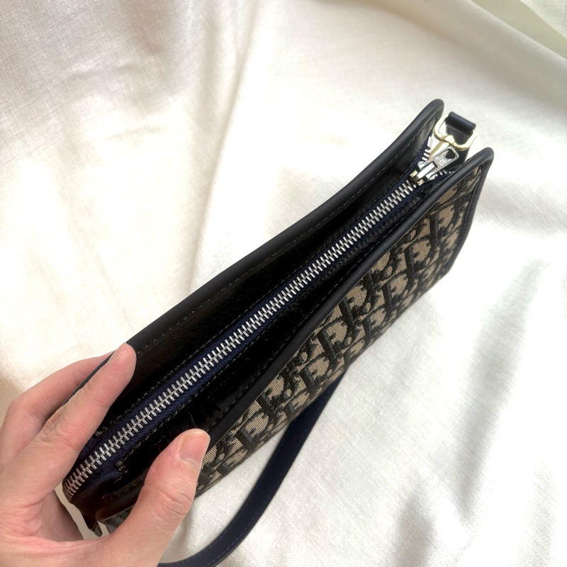 Dior 老花拉鍊信封肩背包 Navy Oblique Canvas Clutch with Strap-17