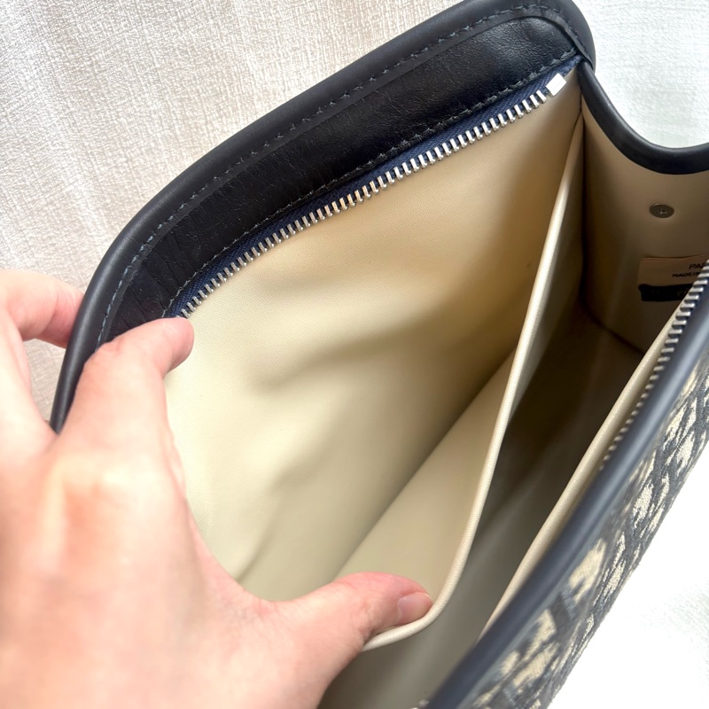 Dior 老花拉鍊信封肩背包 Navy Oblique Canvas Clutch with Strap-19