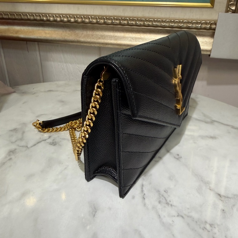 YSL 黑荔枝牛皮山型紋Cassandre WOC金釦信封下蓋6卡肩斜鍊包-3