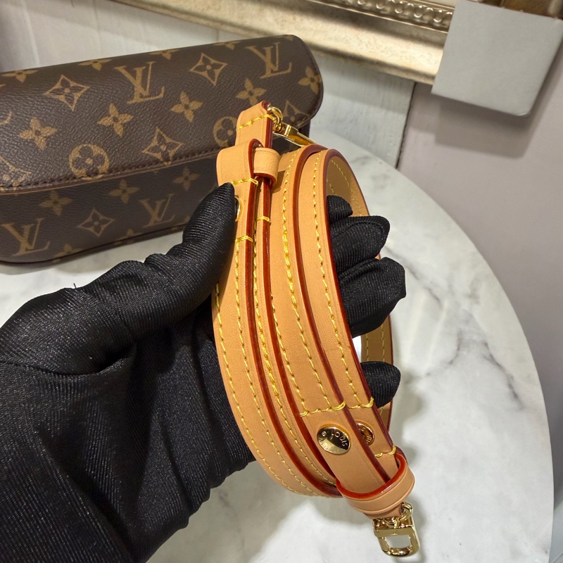 LV 原花Wallet On Chain Ivy金釦下蓋肩斜背包M81911-7