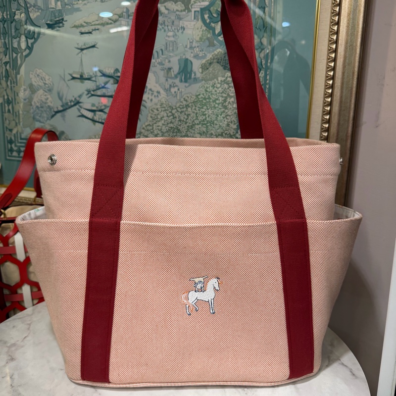 Hermes 粉拼紅帆布內印花棉府綢Cabriole銀釦肩背尿布袋H104481M-0