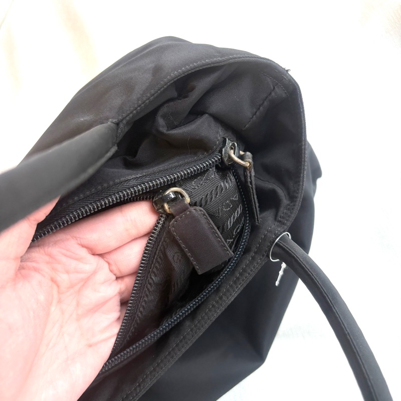 Prada 經典尼龍手提/單肩包-27