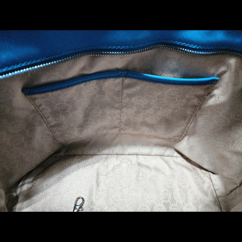  Michael Kors Jet Set Travel 托特包。 -8