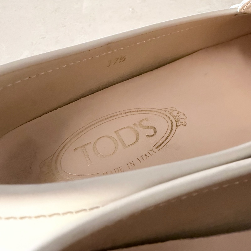 TOD’S WOMEN GOMMINO-4