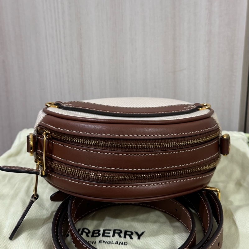 BURBERRY帆布拚棕牛皮雙層圓餅包-9