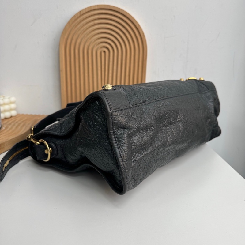 巴黎世家深灰色機車包-3