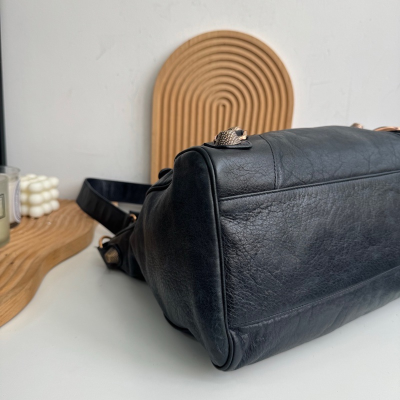 巴黎世家Velo機車包-6