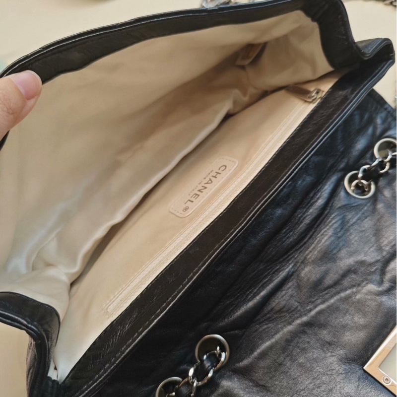 Chanel黑銀菱格紋鏈條包-3