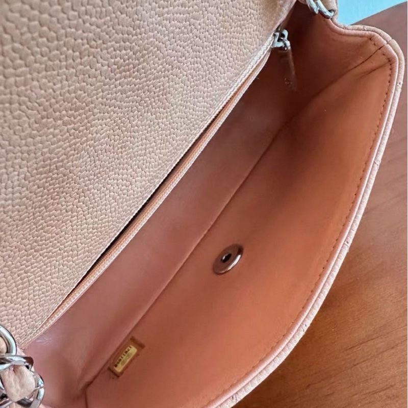 Chanel奶杏色CF20-3