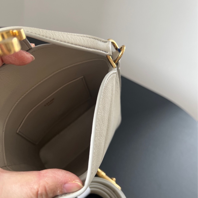 Celine Louise迷你水桶包-9