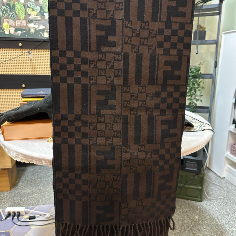 FENDI 羊毛棕黑圍巾-3