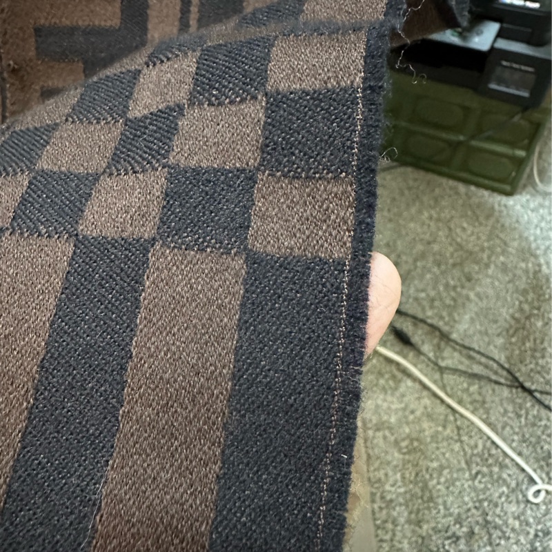 FENDI 羊毛棕黑圍巾-20