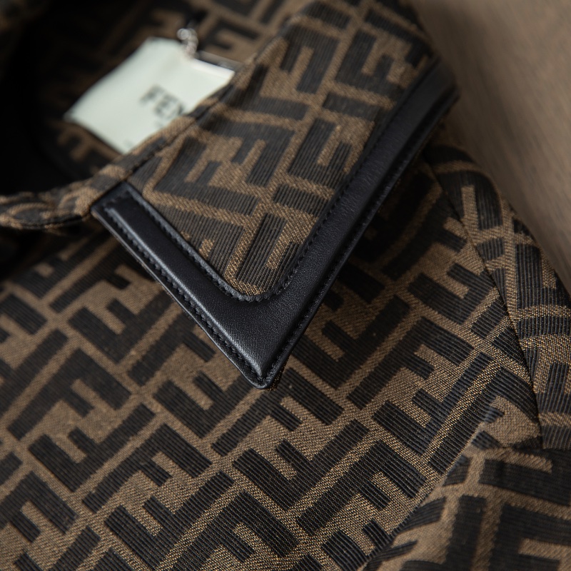 ❤️ FENDI 氣質款 經典LOGO外套 有原配腰帶-6