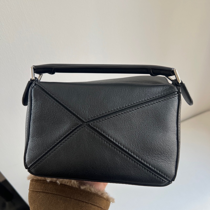 Loewe黑色Puzzle mini-4