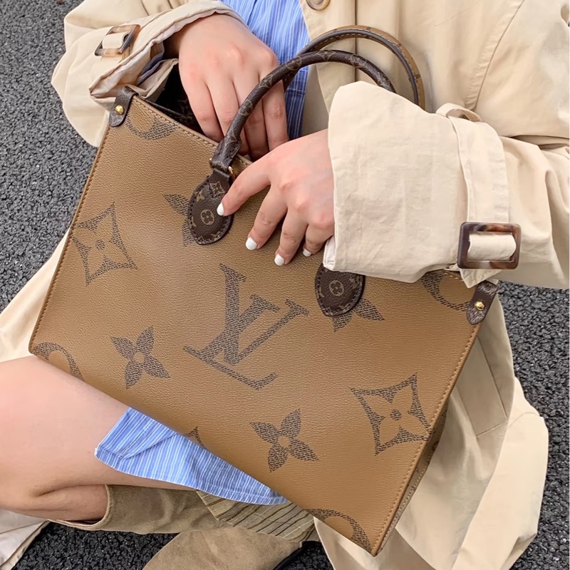 ☕️路易威登托特包LV老花雙拼色onthego MM手提肩背托特包M45321-2