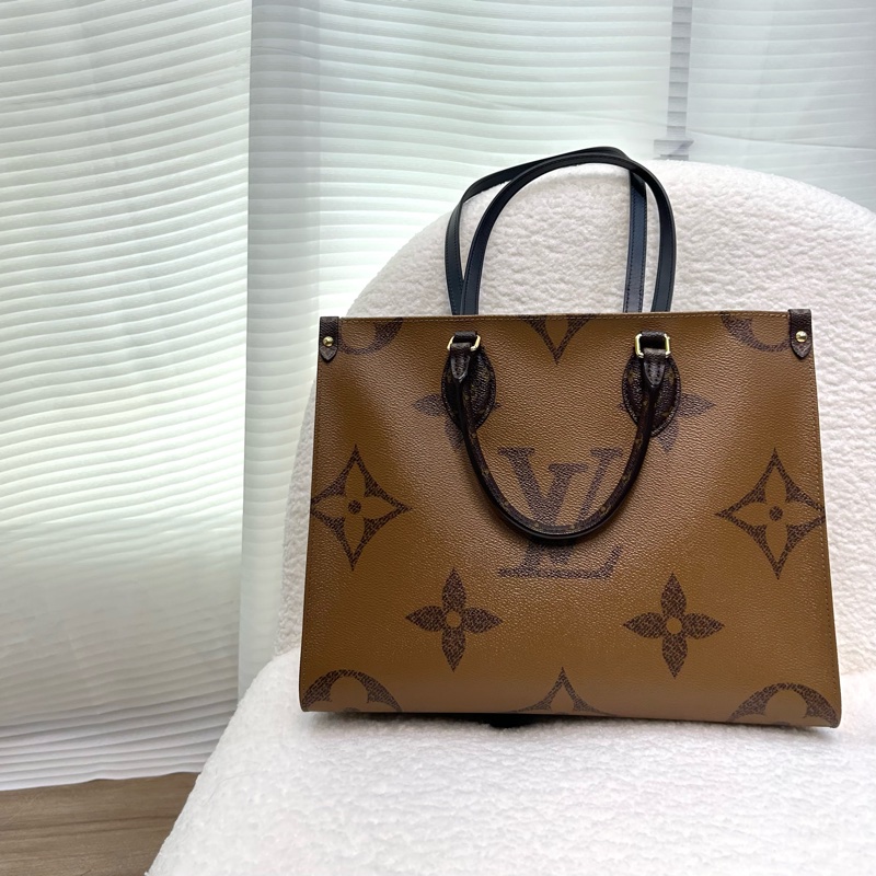 ☕️路易威登托特包LV老花雙拼色onthego MM手提肩背托特包M45321-5