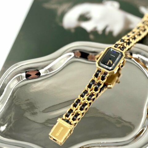 CHANEL - 黑色18K皮穿鍊 Première 首映錶