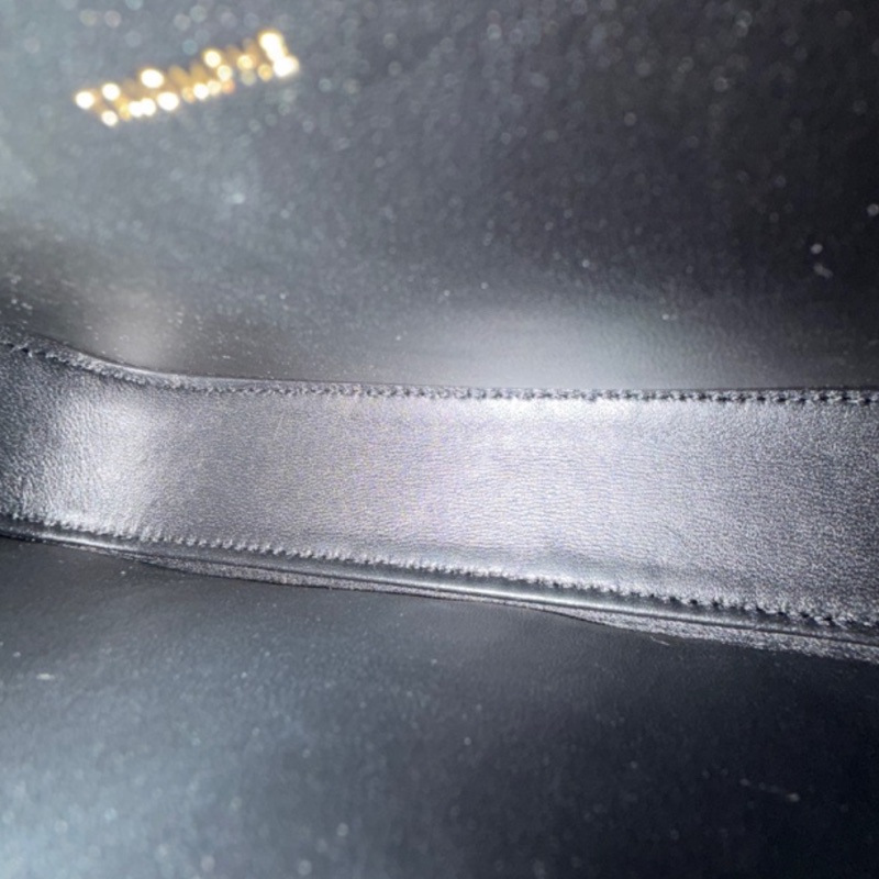 #過上新款在售12萬 #閒置🈶購證 Celine黑金凱旋門鏈條腋下包-21