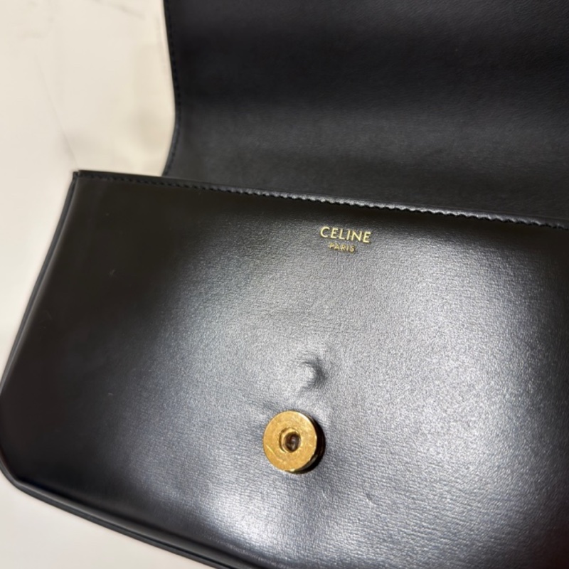 #過上新款在售12萬 #閒置🈶購證 Celine黑金凱旋門鏈條腋下包-22