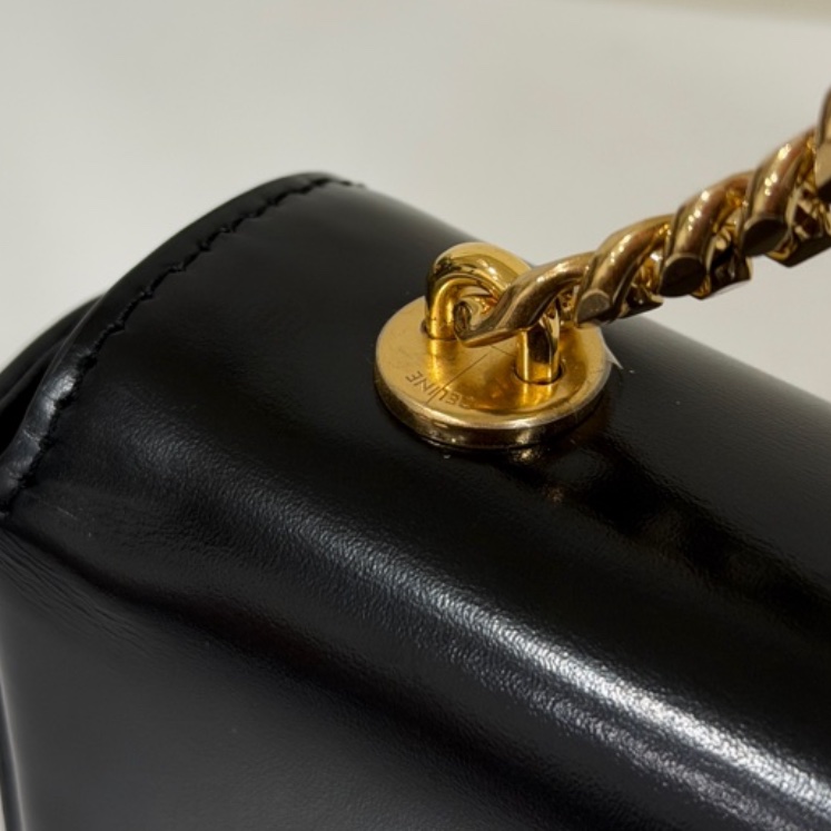 #過上新款在售12萬 #閒置🈶購證 Celine黑金凱旋門鏈條腋下包-24