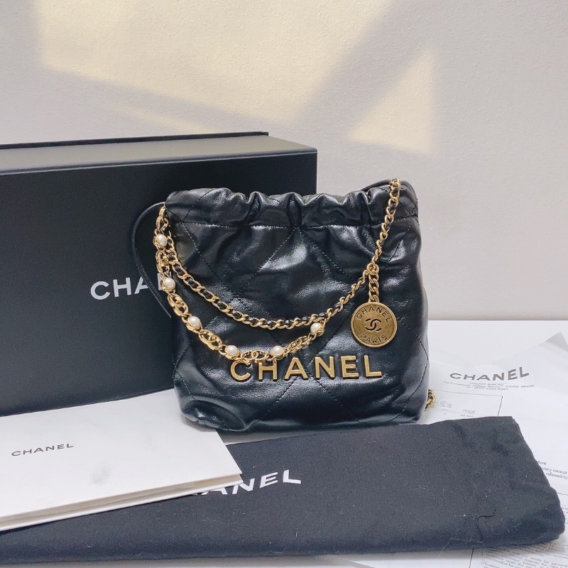 CHANEL 24a黑色珍珠22bag mini肩背斜背包 17*18*6 芯片款 98新配件塵袋購證盒子-1