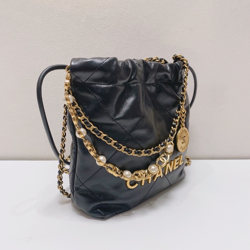 CHANEL 24a黑色珍珠22bag mini肩背斜背包 17*18*6 芯片款 98新配件塵袋購證盒子-3